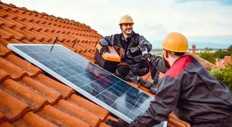 Solar Panel Installers: Beginning the Journey to an Eco-Friendly Career