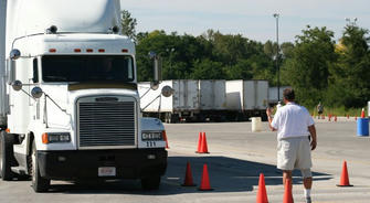 Common Misconceptions and Truths About Choosing CDL Courses